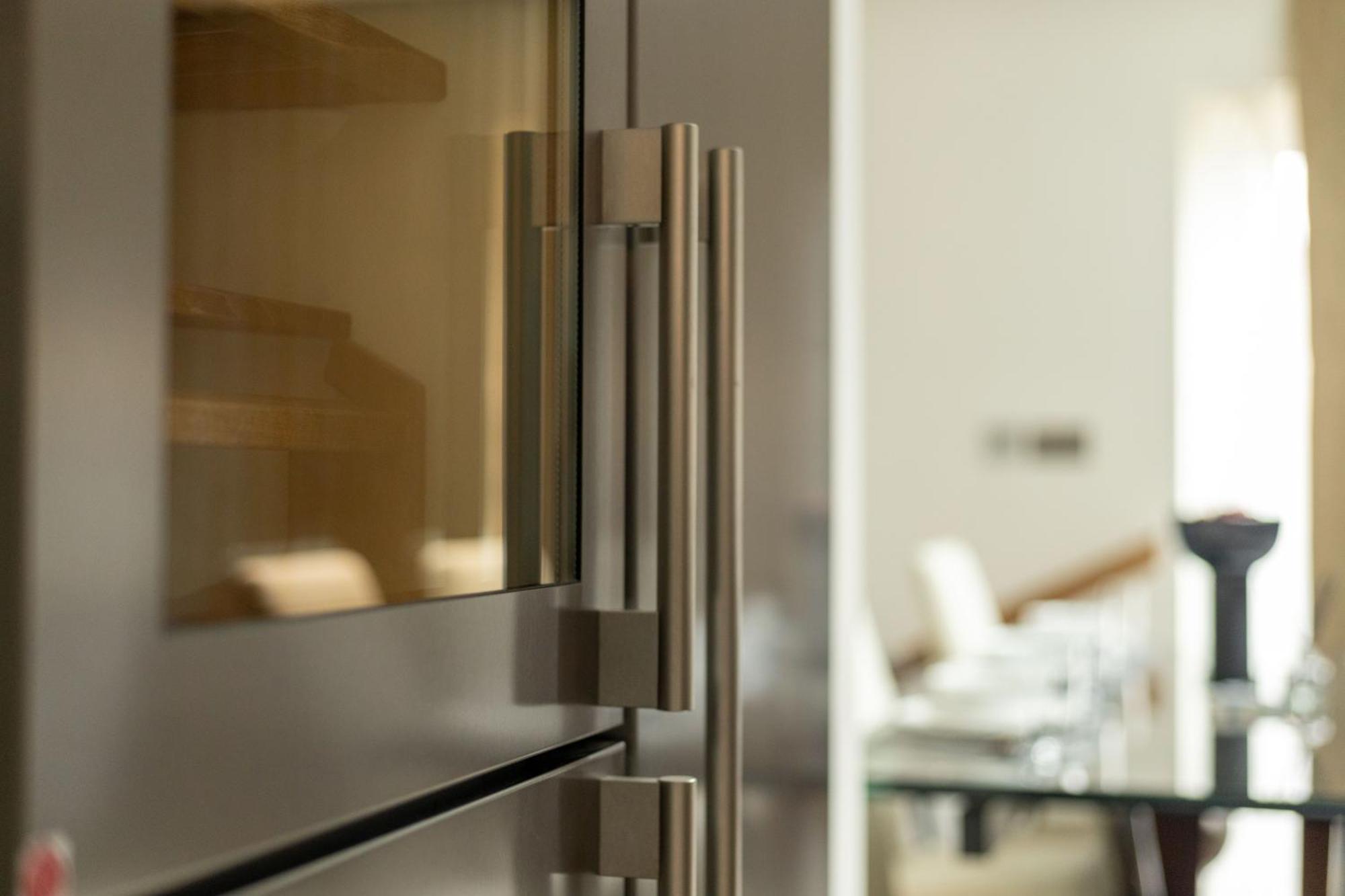 Apartment 4 Bedroom House In Chiswick- Elegance & Serenity